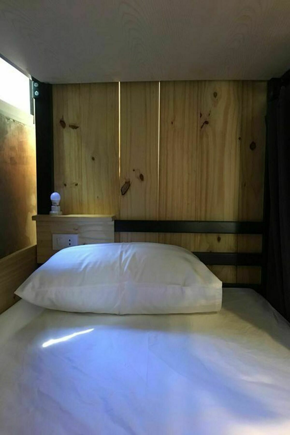 בנגקוק Luck Yimm Hostel (Adults Only) מראה חיצוני תמונה