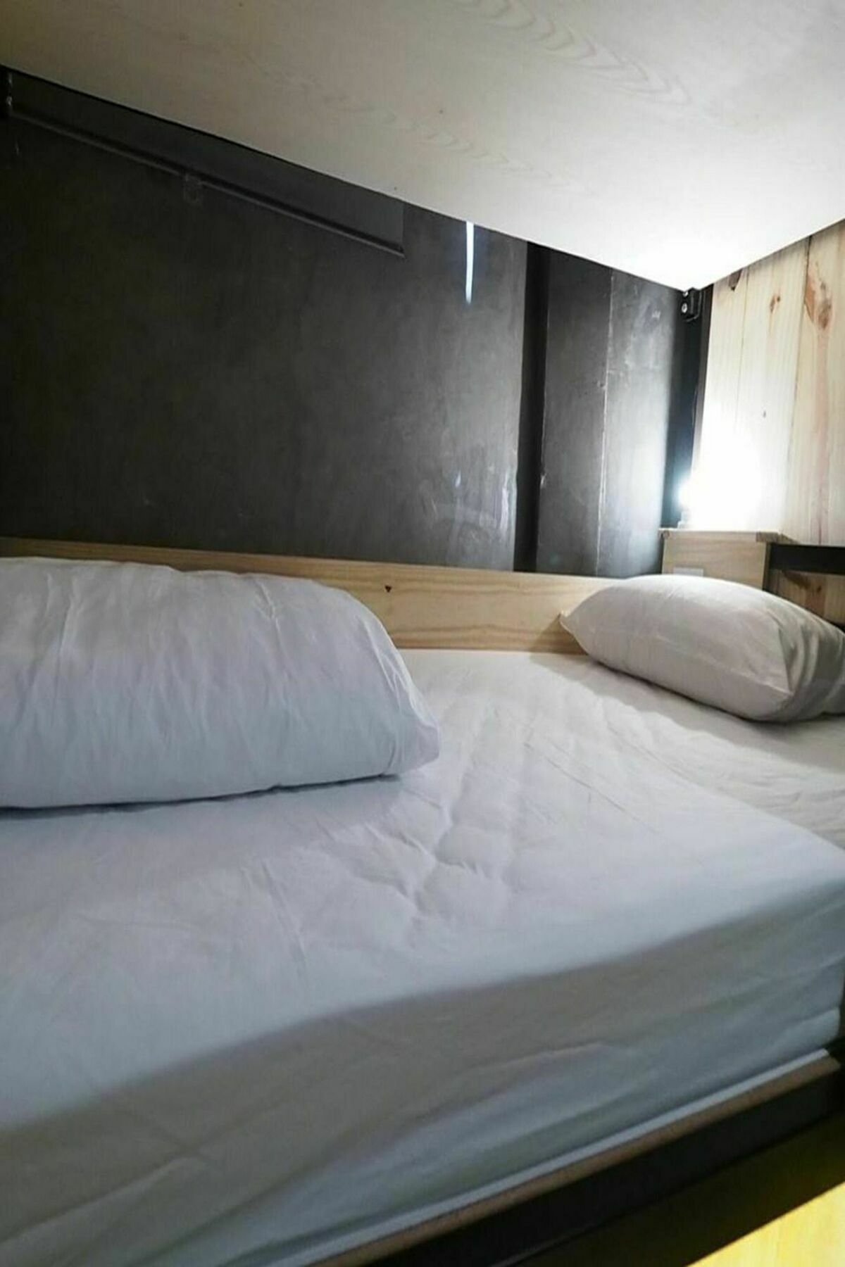 בנגקוק Luck Yimm Hostel (Adults Only) מראה חיצוני תמונה